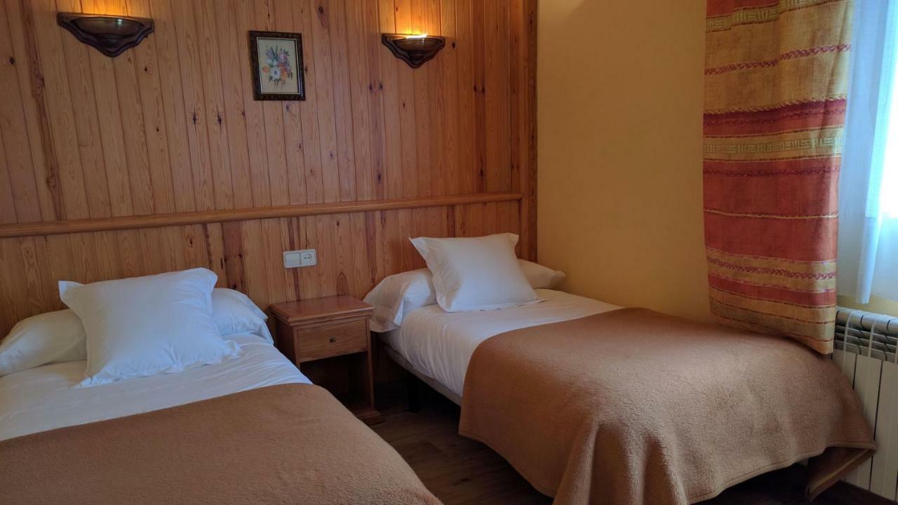 Hostal Talabart レス エクステリア 写真