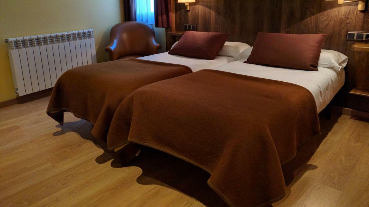 Hostal Talabart レス エクステリア 写真
