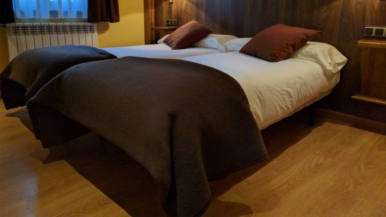 Hostal Talabart レス エクステリア 写真