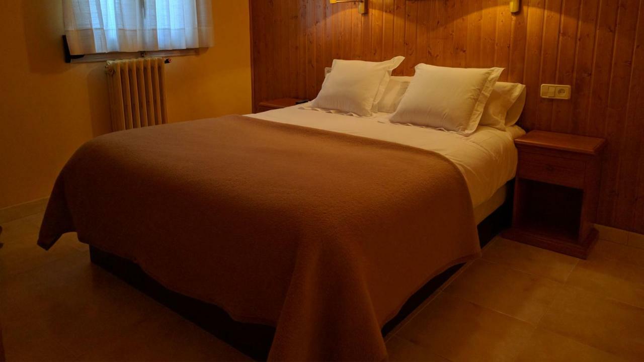 Hostal Talabart レス エクステリア 写真